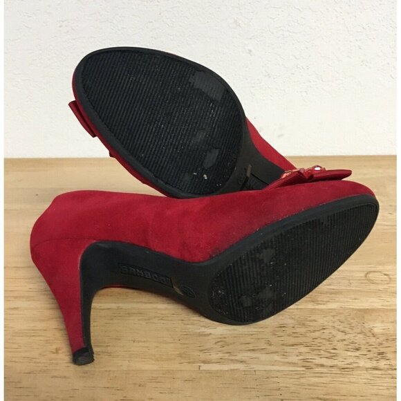 Bamboo Red Closer Toe Heels With Bow And Beaded Fl - Picture 5 of 7